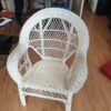 Fauteuil blanc en osier – Image 3