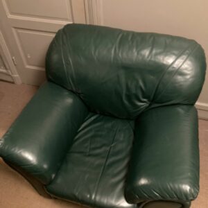 Canapé et fauteuil en cuir