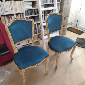 2 fauteuils Louis XV bleu « royal »