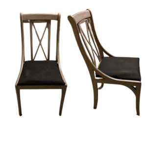 4 chaises « Mis en Demeure » assise gris taupe