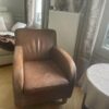 Paire fauteuils club en cuir – Image 3