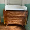Commode vintage bois et rotin – Image 2