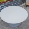 Table Ronde pied central acier anodisé – Image 5