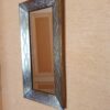 Petit miroir mural cadre métal frappé – Image 2