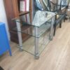 Table en verre sur roulettes – Image 2
