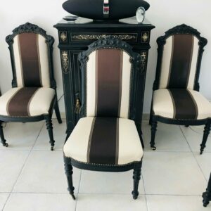 Lot de 3 chaises style Napoléon 3 en bois sur roulettes