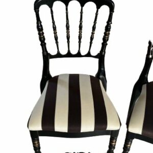 Paire de chaises style Napoléon 3 en bois