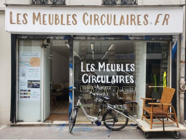 Etagères, Bibliothèque d'occasion, 2eme main. Beau meuble étagères