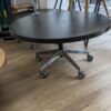 Table basse custom à roulettes (Plus qu'un seule dispo) – Image 4