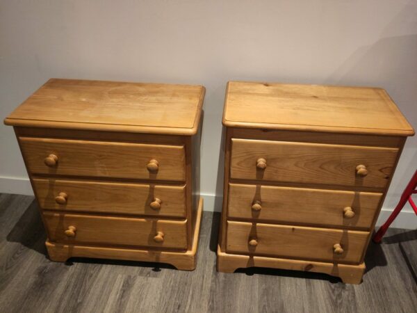 Paire de commode en bois – Image 2