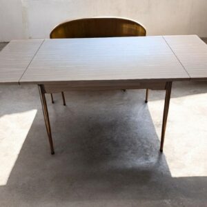 Table formica vintage