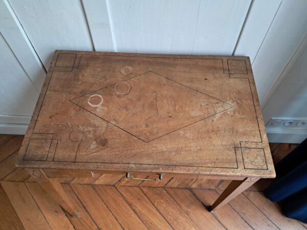 Table en bois – Image 4