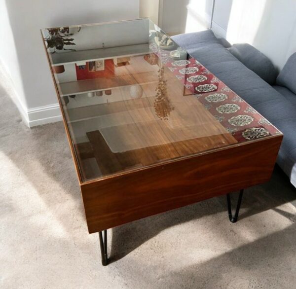 Table basse avec plateau en verre – Image 4