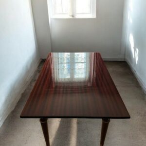 Table vintage en bois verni
