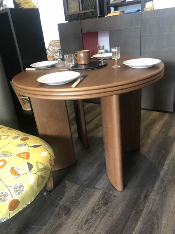 Table en noyer MIRA – Image 2