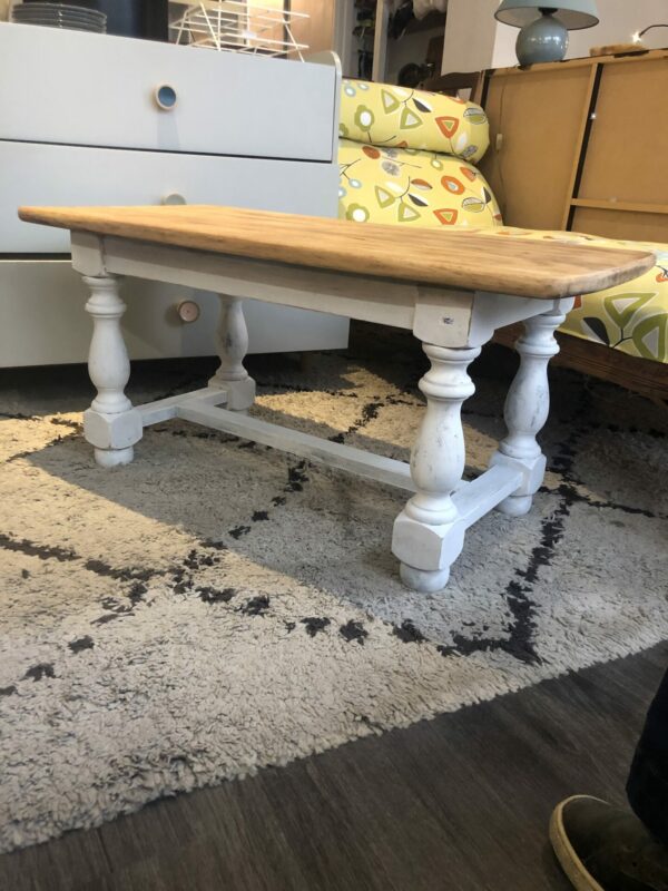Table basse en bois massif naturel et noire – Image 3