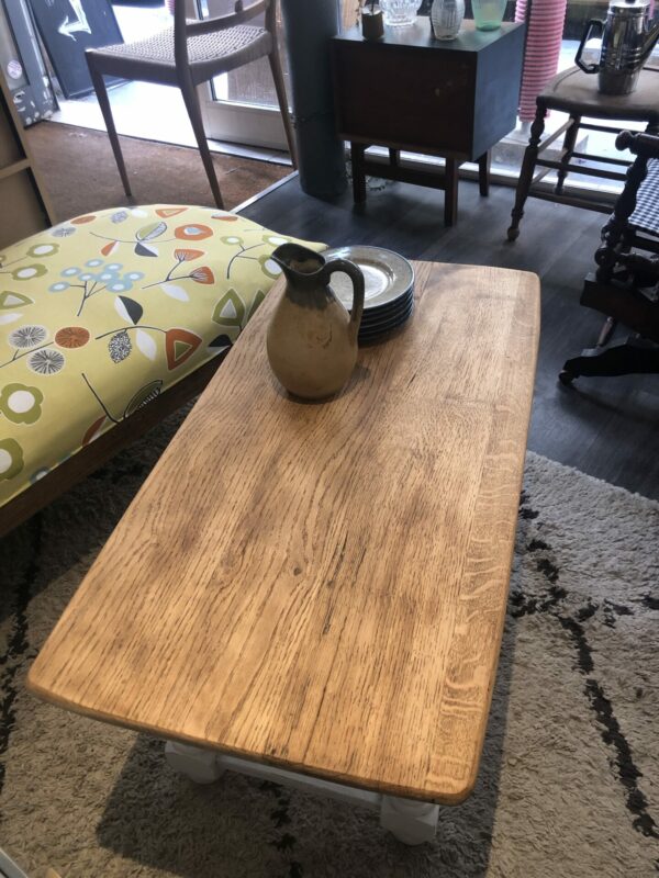Table basse en bois massif naturel et noire – Image 6