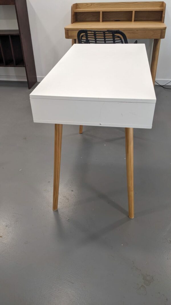 Bureau compact / ado – Image 2