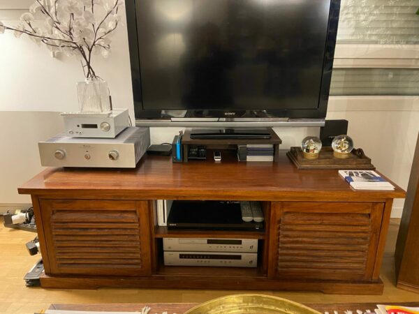 Meuble TV / Hifi en bois exotique – Image 3