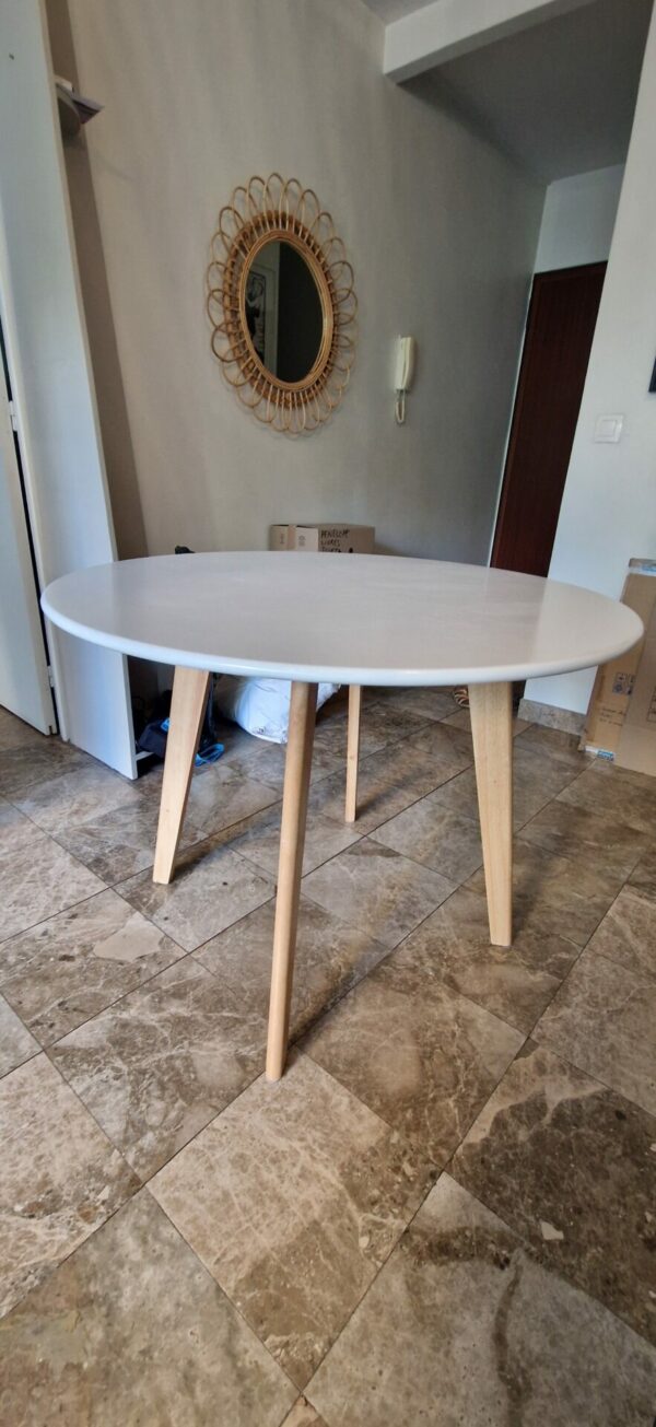 Table 90cm – Image 2