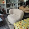 Fauteuil Guilia écru bouclé – Image 3