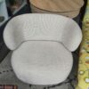 Fauteuil Guilia écru bouclé – Image 2