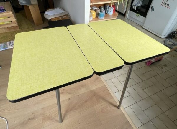 Table en formica pliante – Image 2