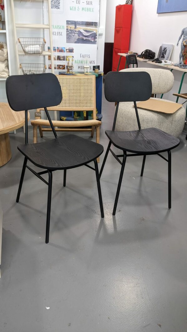 2 chaises en bois Lora – Image 3
