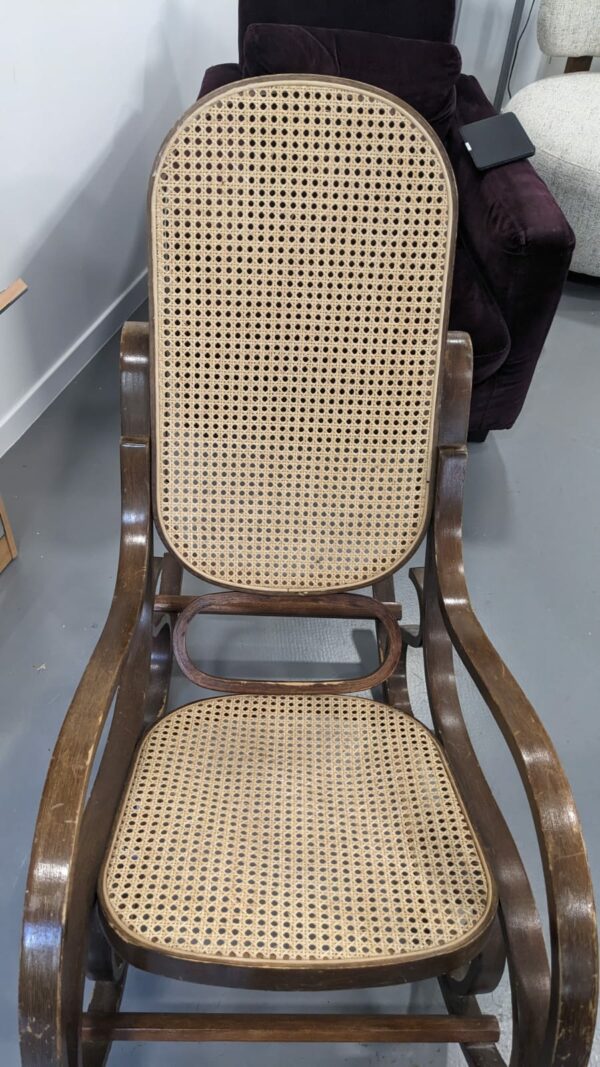 Fauteuil à bascule bois et rotin – Image 3