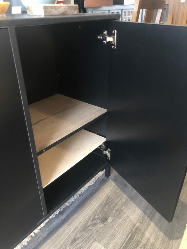 Enfilade - buffet en bois peint en noir – Image 6