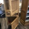 Petite bibliothèque - meuble de rangement « LUIS » en orme massif et cannage – Image 3