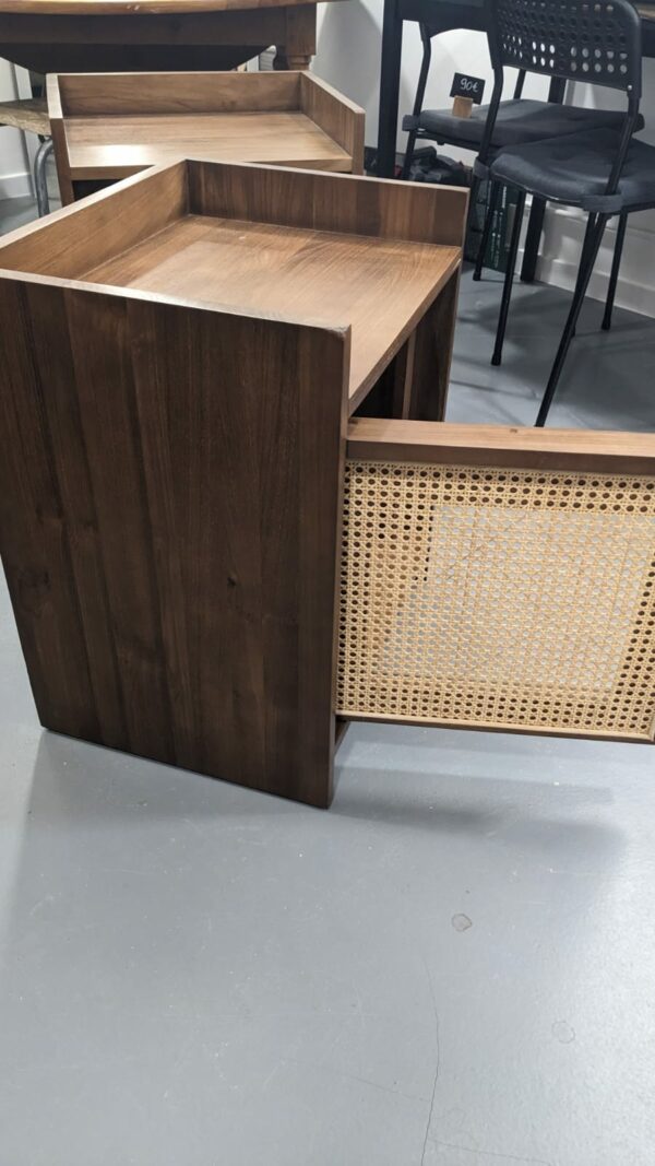 Paire de chevet en teck et cannage – Image 4
