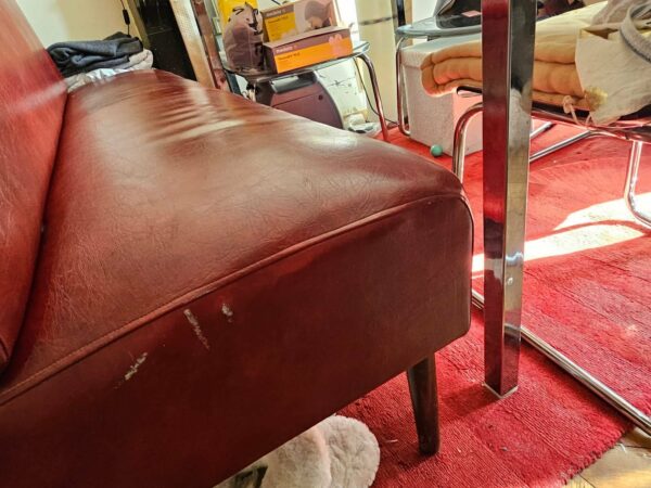 Banquette en cuir rouge / type bistrot – Image 4