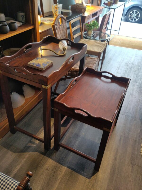 Paire de table basse en acajou – Image 2