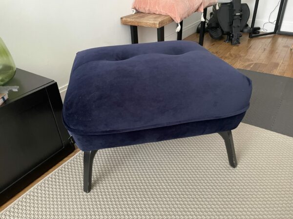 Repose pied/ ottoman/ pouf – Image 2
