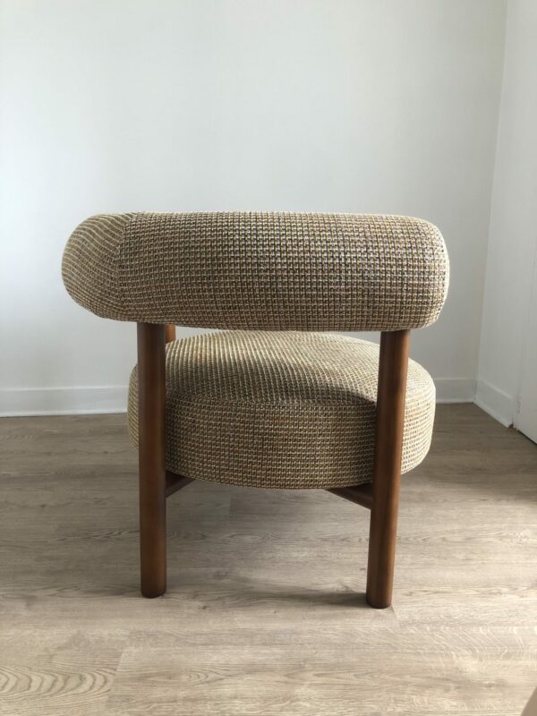 Fauteuil Carol bois et tweed – Image 3