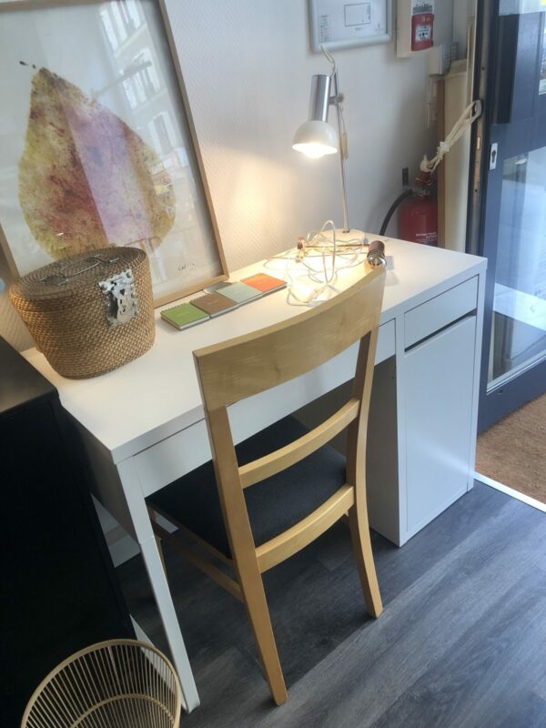 Bureau MICKE IKEA – Image 2