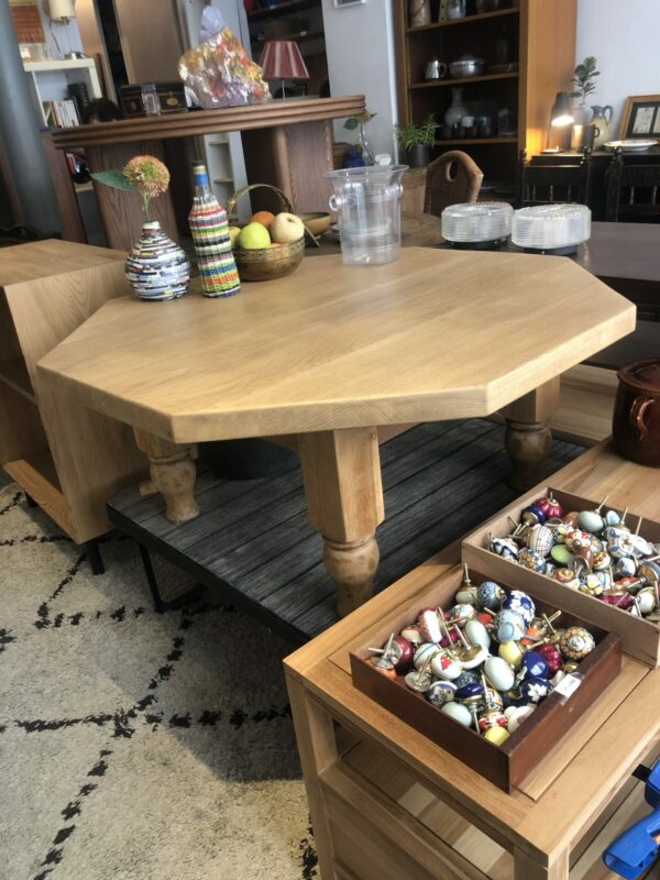 Table basse octogonale en chêne massif – Image 5