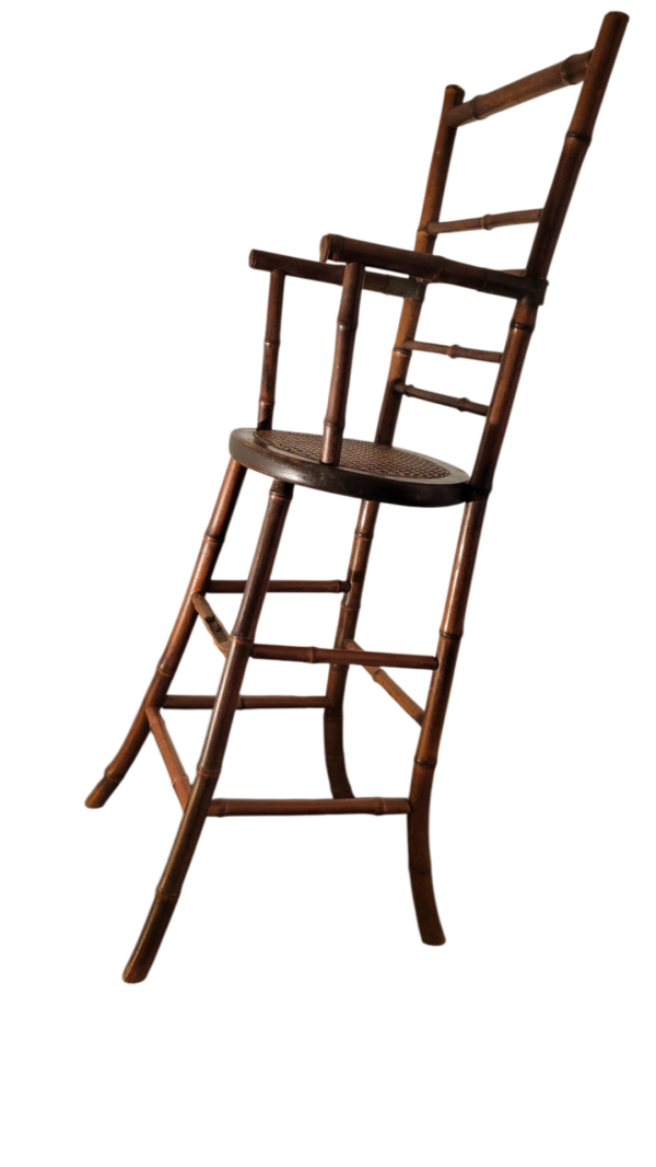 Chaise d’enfant en bambou