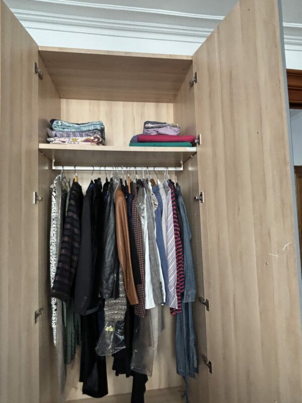 Armoire penderie à 2 portes dont une miroir – Image 2