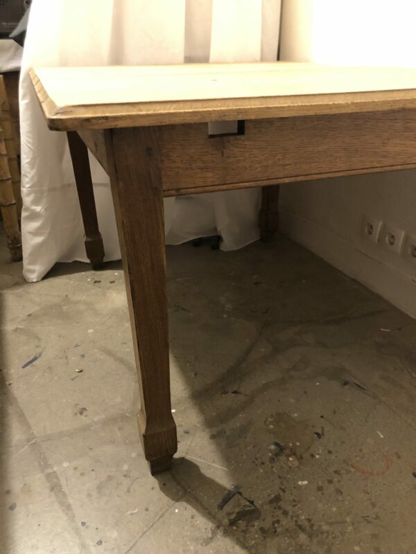 Table de salle à manger en chêne – Image 3