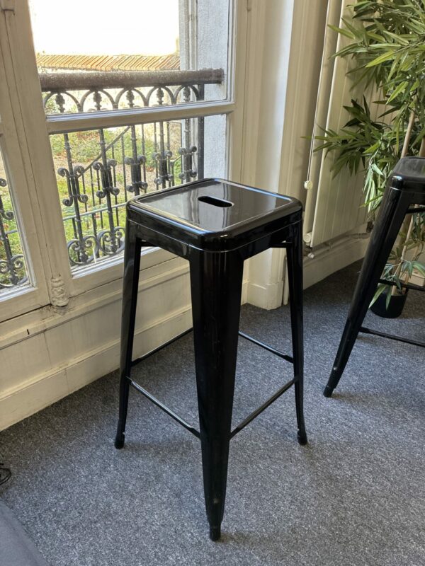 2 tabourets hauts noirs en métal – Image 3