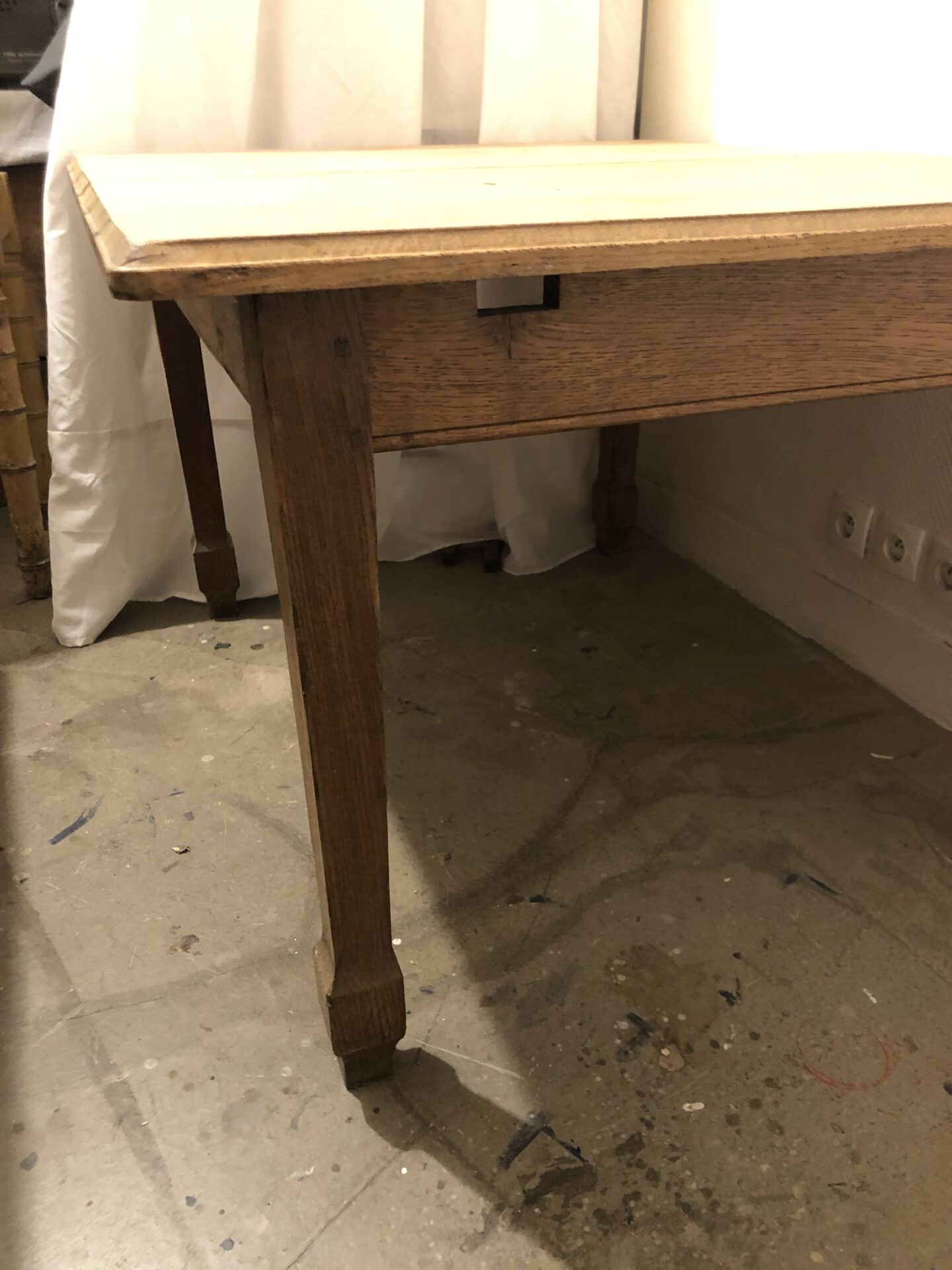 Table de salle à manger en chêne – Image 3