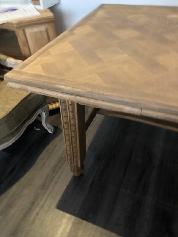 Grande table de salle à manger et rallonges intégrées – Image 11