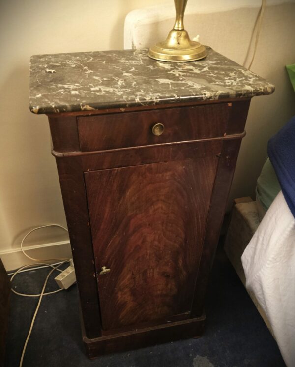 Table de nuit en bois massif, tablette en marbre – Image 3