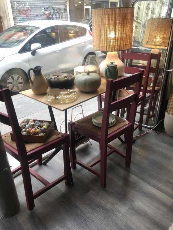 4 chaises en bois grenat et paille – Image 7