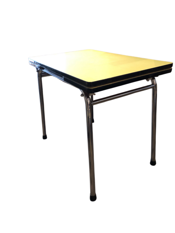 Table Formica jaune, ses 2 rallonges et tiroir 70’s – Image 2