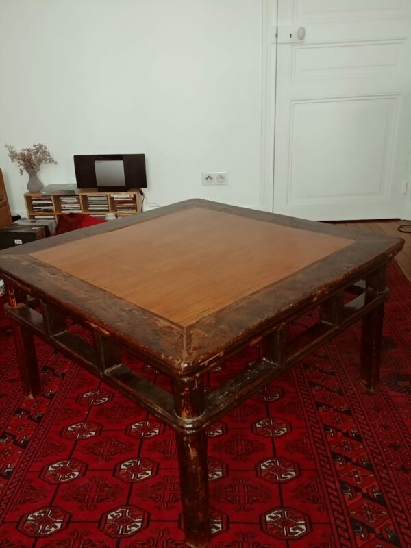 Table basse chinoise carrée orme et bambou – Image 3