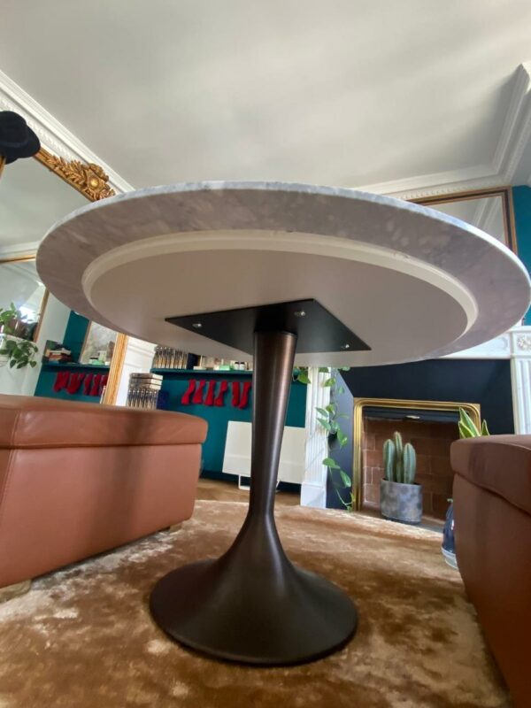 Table marbre blanc de Carrare – Image 4