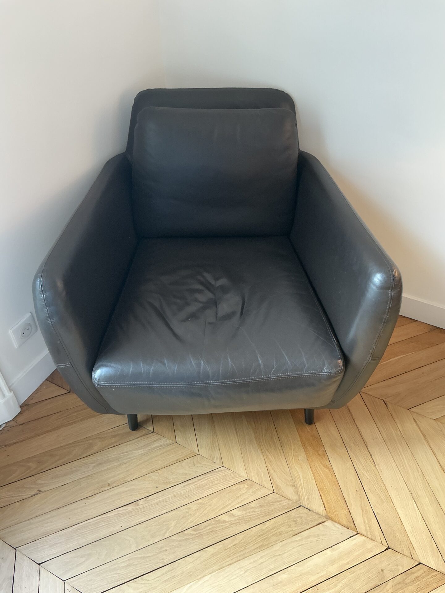 2 Fauteuils en Cuir Marron Habitat - Modèle Ella – Image 3